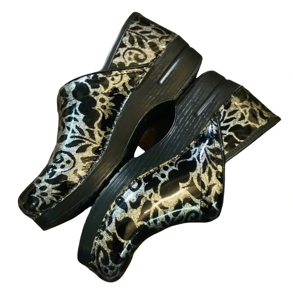 Dansko sz 41 Black & Silver floral Slip on Clogs - Picture 6 of 10